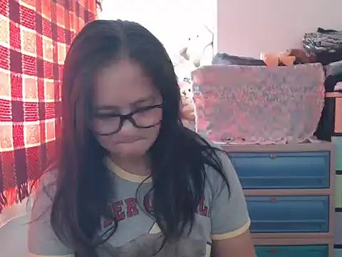 Snapshot of Kinkybela2025 chatting on 02-11-26, 12:04 Kinkybela2025 online show from 02-11-26, 12:04