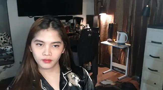 Snapshot of SeductiveTsDoll chatting on 03-19-25, 05:52 SeductiveTsDoll online show from 03-19-25, 05:52