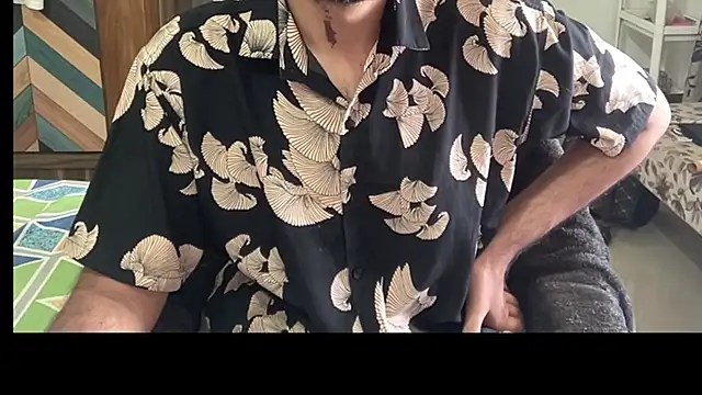 MakeMeAwareAah online show from 12-18-25, 05:57