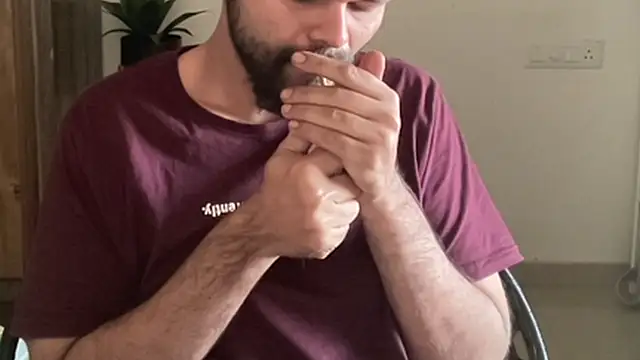 MakeMeAwareAah online show from 12-20-25, 01:56