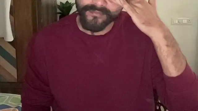 MakeMeAwareAah online show from 12-23-25, 04:43