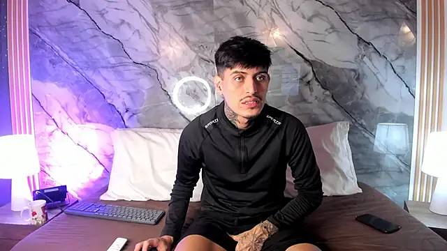 enzorodriguezz online show from 11-11-25, 01:00