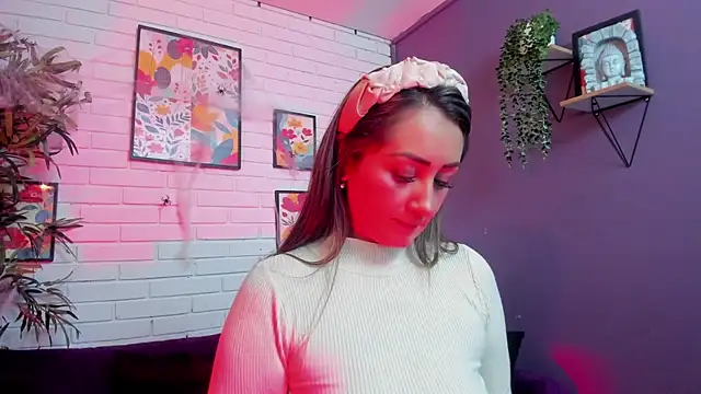 Snapshot of Sofia__Stk chatting on 11-06-25, 03:07 Sofia Stk online show from 11-06-25, 03:07