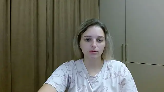 ElisSky301 online show from 11-13-25, 11:03