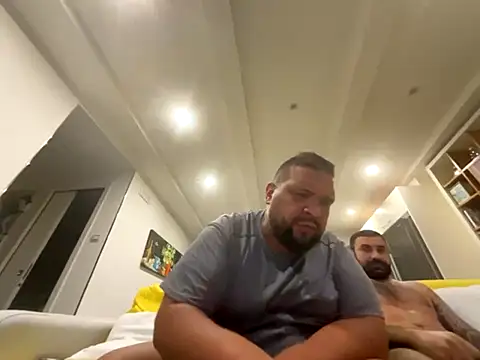 Snapshot of morfeoeros14 chatting on 10-23-25, 05:23 morfeoeros14 online show from 10-23-25, 05:23