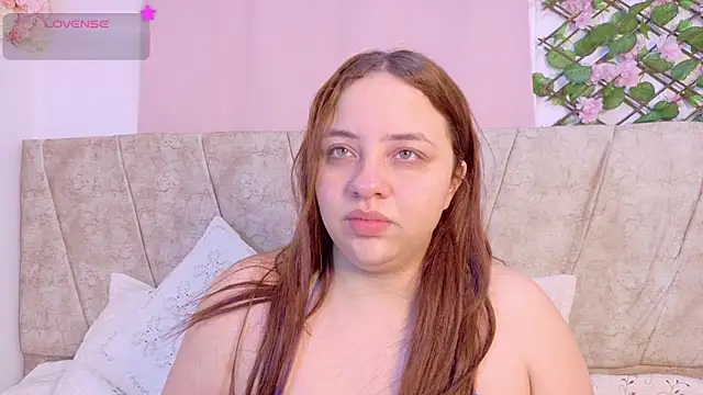 Karina Wong online show from 11-12-25, 07:46