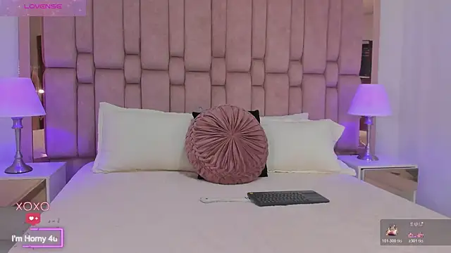 Snapshot of Scarletgod chatting on 12-01-25, 08:58 Scarletgod online show from 12-01-25, 08:58