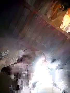 Snapshot of Pussylover911o chatting on 11-21-25, 06:12 Pussylover911o online show from 11-21-25, 06:12