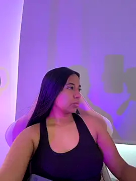 aly nicols online show from 10-31-25, 10:22