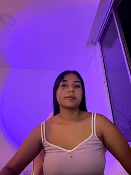 aly nicols online show from 12-04-25, 05:06