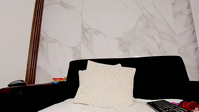 Cleopatriagad online show from 03-15-26, 01:44