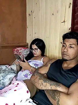 Snapshot of casalonline chatting on 11-11-25, 02:55 casalonline online show from 11-11-25, 02:55