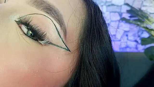 mia roux1 online show from 11-19-25, 05:13