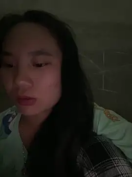 Irin jo online show from 10-27-25, 01:37