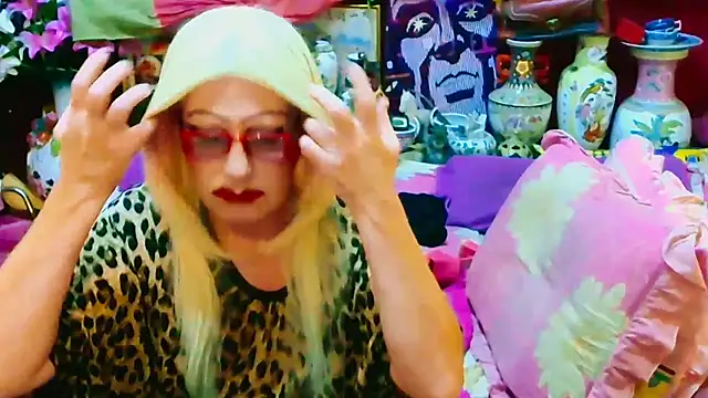 horni4luv online show from 11-22-25, 11:26