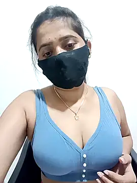 Snapshot of Bengoli_couple chatting on 11-17-25, 02:12 Bengoli couple online show from 11-17-25, 02:12