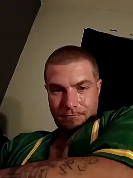 DadDDick925 online show from 10-21-25, 09:43