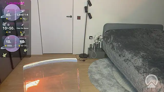 Snapshot of majestic_madam chatting on 02-14-26, 01:57 majestic madam online show from 02-14-26, 01:57