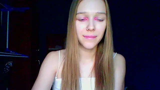 Snapshot of mari_martin chatting on 11-07-25, 12:05 mari martin online show from 11-07-25, 12:05