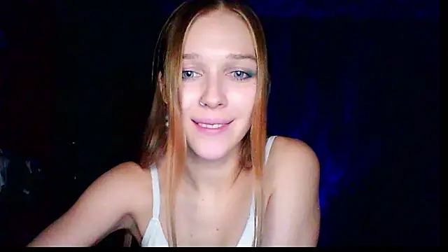 Snapshot of mari_martin chatting on 11-17-25, 11:10 mari martin online show from 11-17-25, 11:10