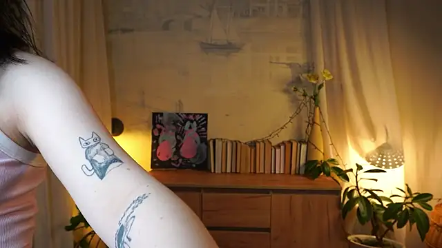 JanelAkerley online show from 11-22-25, 03:38