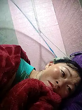 Snapshot of my-my2x chatting on 11-17-25, 01:50 my-my2x online show from 11-17-25, 01:50