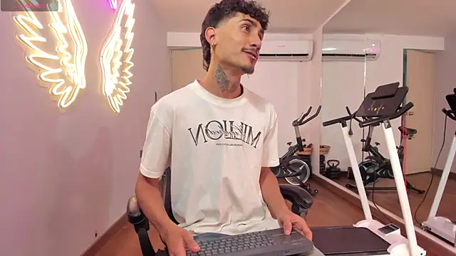 Mr Strike online show from 11-08-25, 03:07