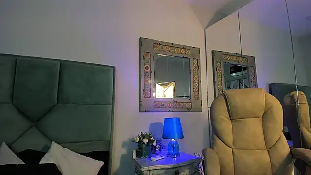 Mr Strike online show from 11-27-25, 03:19