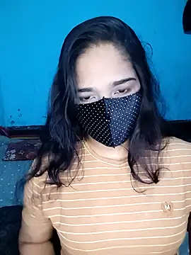 Snapshot of CoupleShow_432 chatting on 11-14-25, 10:36 CoupleShow 432 online show from 11-14-25, 10:36