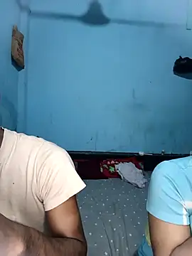 Snapshot of CoupleShow_432 chatting on 11-20-25, 11:54 CoupleShow 432 online show from 11-20-25, 11:54