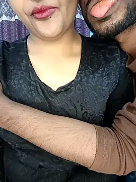 Snapshot of CoupleShow_432 chatting on 01-11-26, 02:22 CoupleShow 432 online show from 01-11-26, 02:22