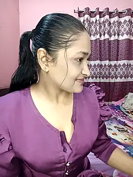 CoupleShow 432 online show from 04-29-26, 03:05