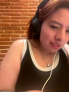 Snapshot of viki_11 chatting on 10-28-25, 12:36 viki 11 online show from 10-28-25, 12:36