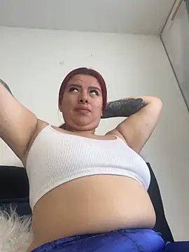 Snapshot of viki_11 chatting on 11-19-25, 01:11 viki 11 online show from 11-19-25, 01:11