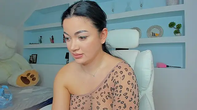 juliexxx online show from 12-02-25, 06:58