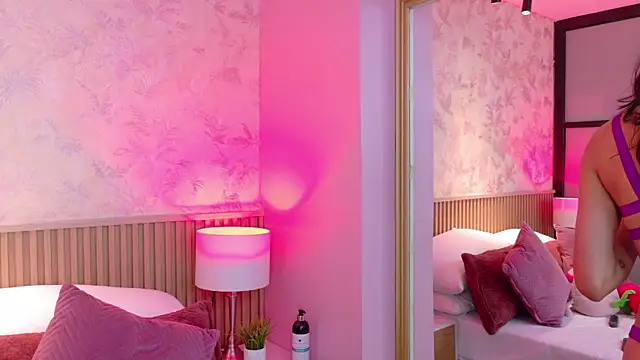 AdelineJhones online show from 03-08-26, 02:54