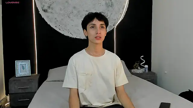 LiamPage  online show from 10-23-25, 08:40