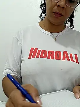 Snapshot of Bruninhadeusa chatting on 03-20-26, 01:16 Bruninhadeusa online show from 03-20-26, 01:16