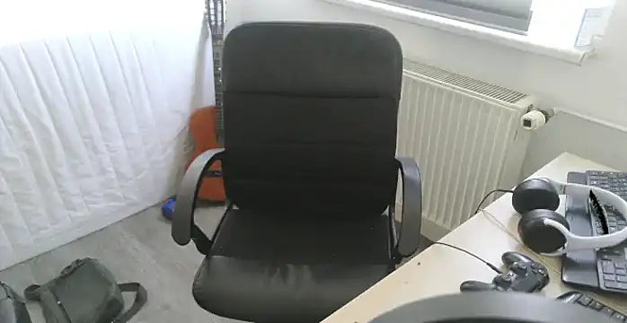 StephPra94 online show from 05-29-26, 06:55