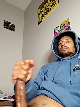 Snapshot of BigPrettyDick777 chatting on 03-02-26, 07:15 BigPrettyDick777 online show from 03-02-26, 07:15