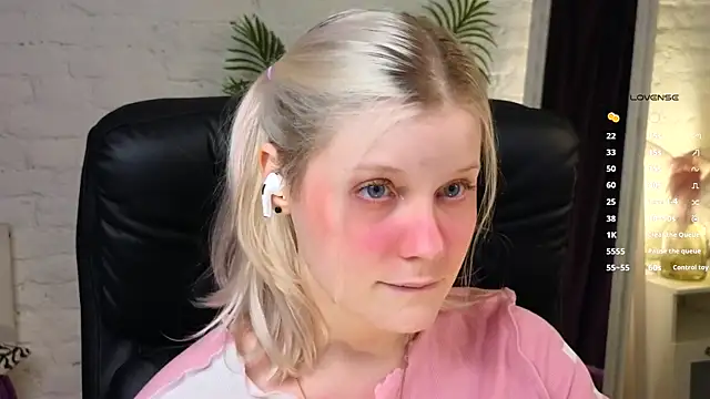 ShineJoan online show from 11-16-25, 10:04