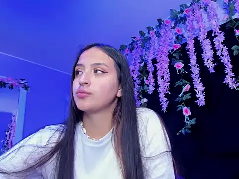 Gabyy Cooper  online show from 05-08-26, 02:39