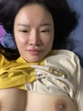 Snapshot of yoyou666 chatting on 11-16-25, 11:10 yoyou666 online show from 11-16-25, 11:10