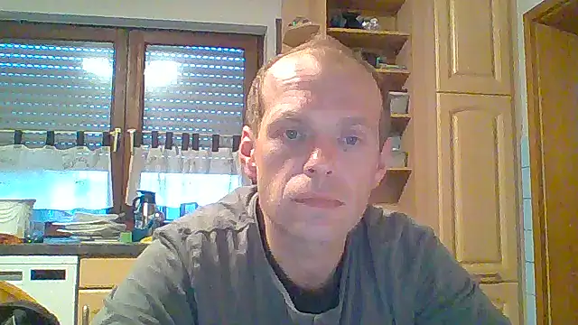 tommy3300 online show from 11-04-25, 06:45