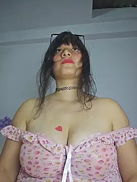 Snapshot of Kitty_Kalifa chatting on 06-14-26, 08:22 Kitty Kalifa online show from 06-14-26, 08:22