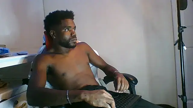 Suamyst 25 online show from 06-07-26, 04:38