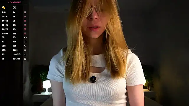 BarbaraViggiani online show from 11-21-25, 05:00