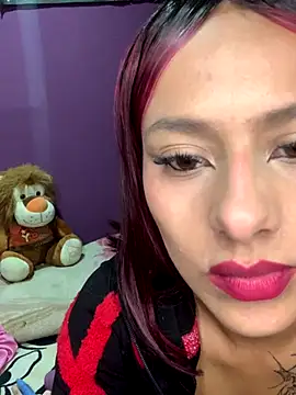 Emilyy-18 online show from 11-04-25, 01:27