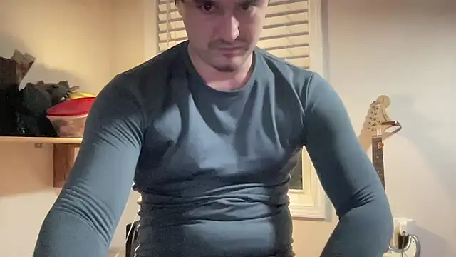 andrenoma427 online show from 11-18-25, 04:06