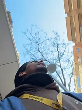 Albert Madrid online show from 01-19-26, 01:26